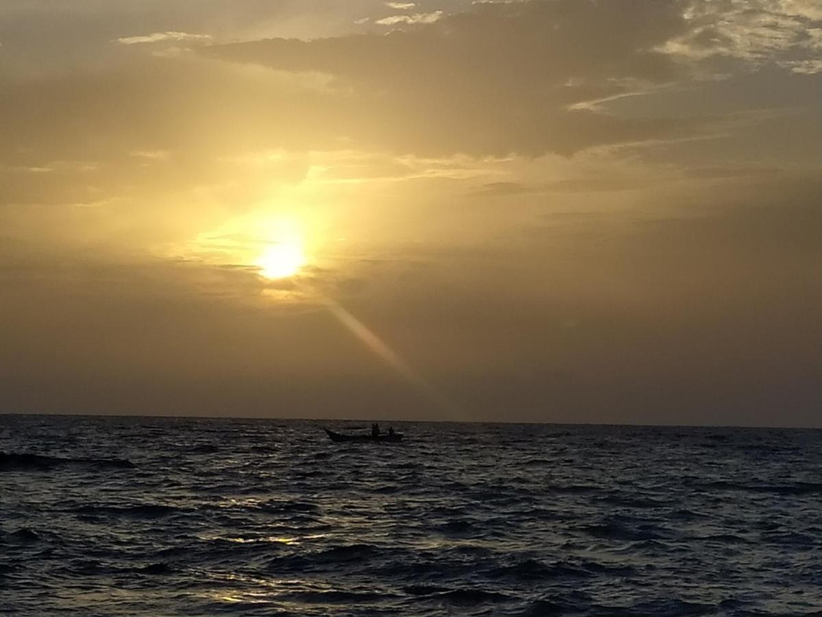 Sol Y Mar Hotell Puerto Limon Exteriör bild